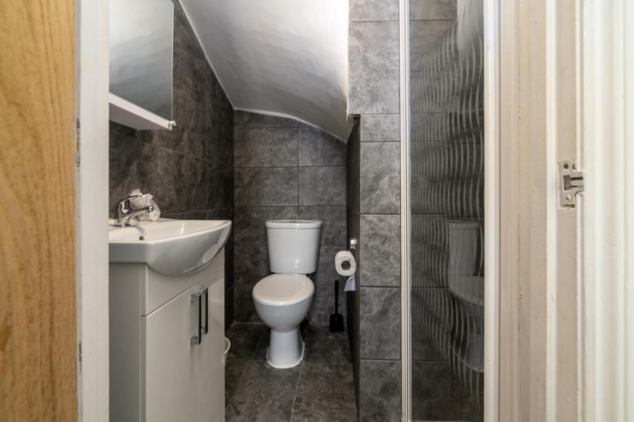 Guestready - Relaxing Hotel-Style Rooms Лондон Екстериор снимка